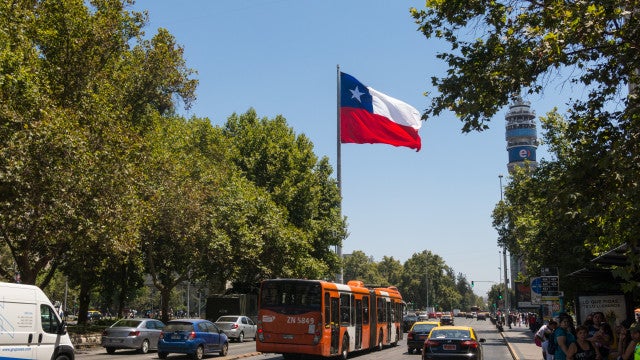 Chile rejeita nova Constituição e freia avanço da ultradireita