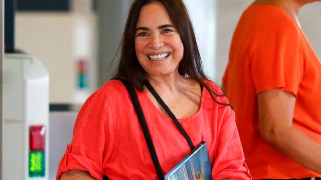 Regina Duarte vai expor suas obras de arte botânica em Miami