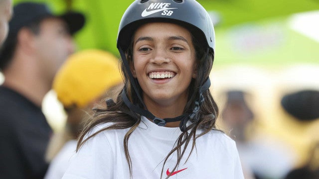 Rayssa Leal avança em 2º lugar para as semifinais do Mundial de Street