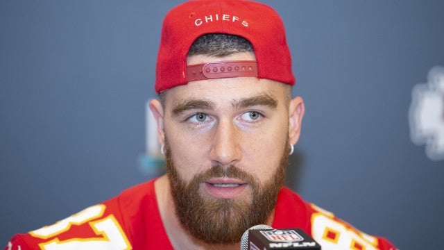 Travis Kelce quer se casar com Taylor Swift e pede bênção ao pai dela, diz site
