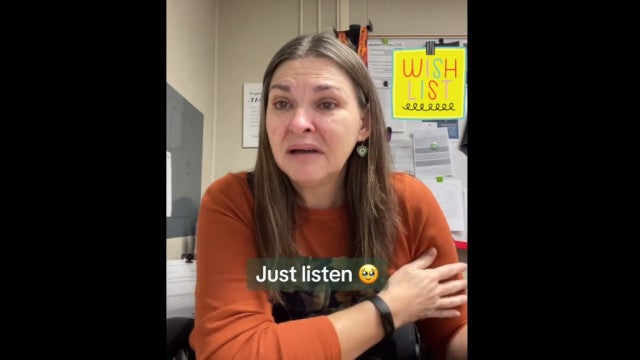 Professora se emociona com desejos de natal dos alunos e pede ajuda