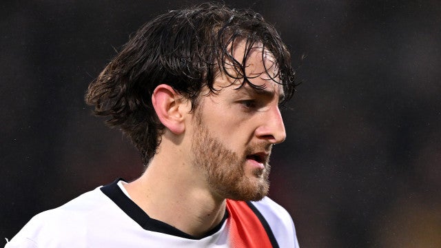 Após colapso de Lockyer, partida entre Bournemouth e Luton Town vai ser disputada de novo