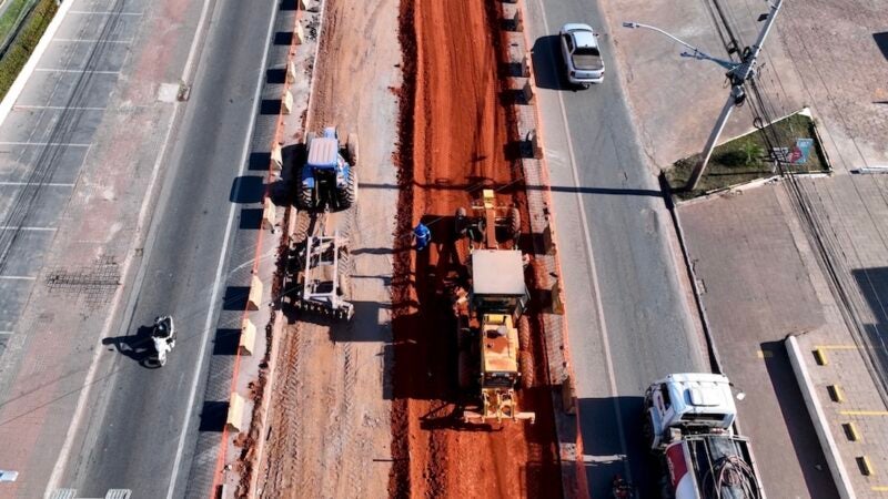 Juiz autoriza uso da força policial em Cuiabá para remover barreiras e prosseguir obras do ônibus rápido