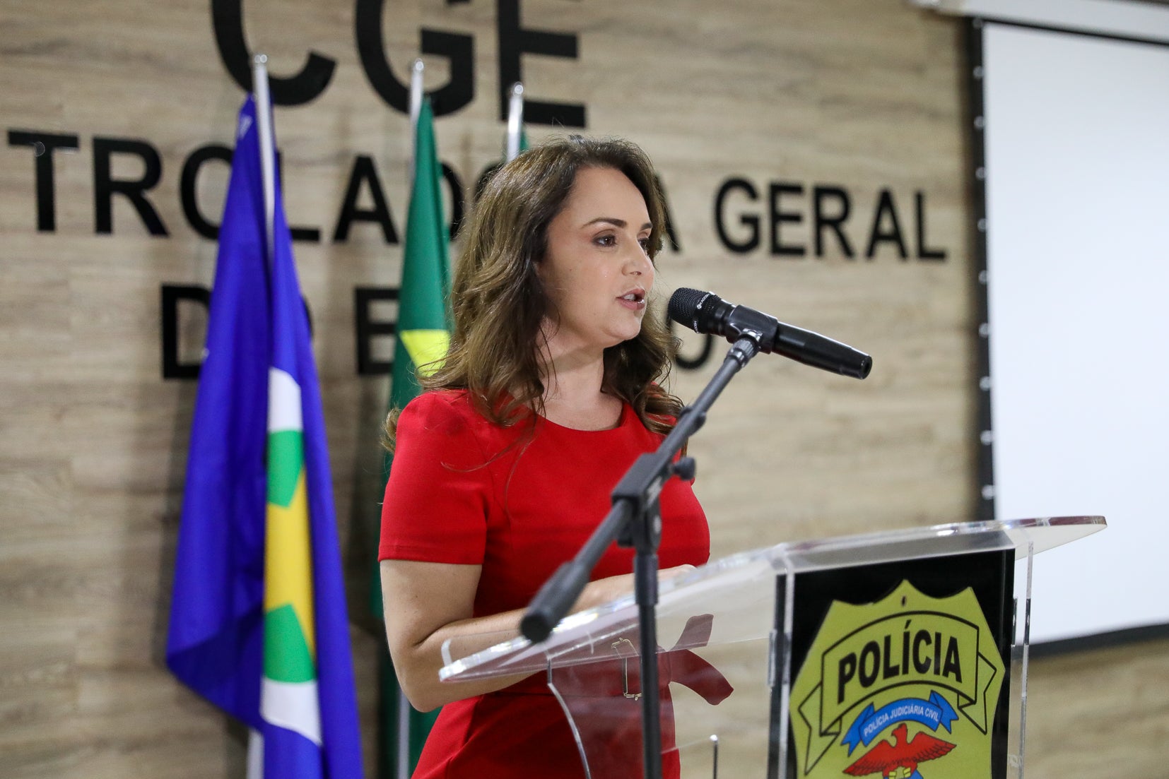 Delegada geral aponta avanços na segurança com mais 315 policiais e investimentos do Estado em delegacias