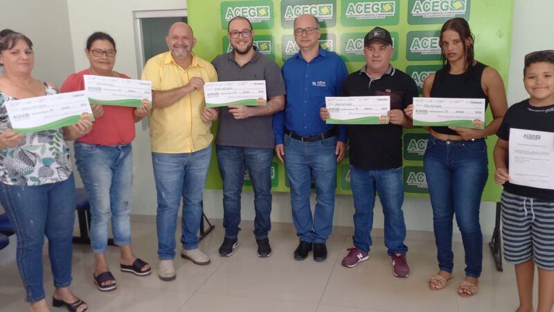 ACEG fez a entrega da premiação aos sorteados da promoção Natal Feliz