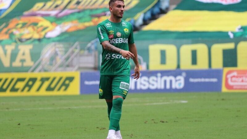 Contratado pelo Goianésia, Gabriel Pierini revela expectativa de voltar a disputar o Campeonato Goiano