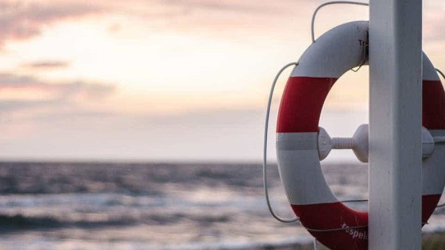 Sobe para seis o número de vítimas de naufrágio na Bahia