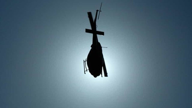 Helicóptero desaparecido no litoral encontrou neblina e fez pouso de emergência; veja o que se sabe