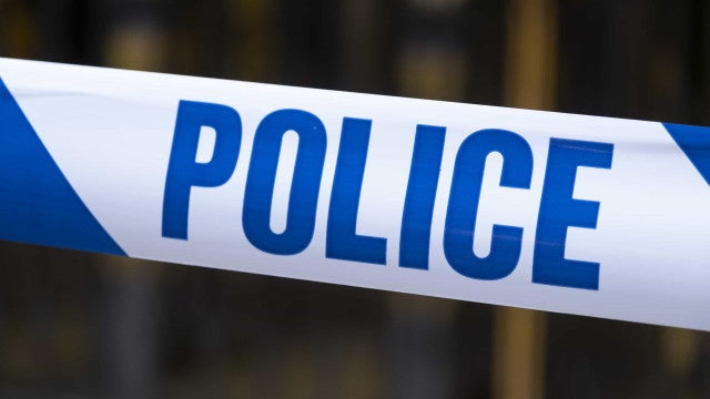 Quatro pessoas são encontradas mortas em casa na Inglaterra