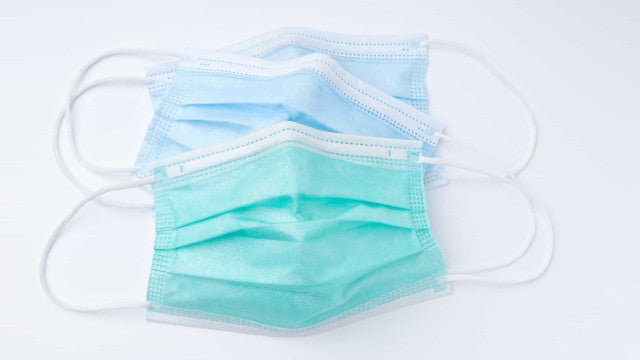 Municípios de MT voltam a recomendar uso de máscaras contra a covid-19; entenda