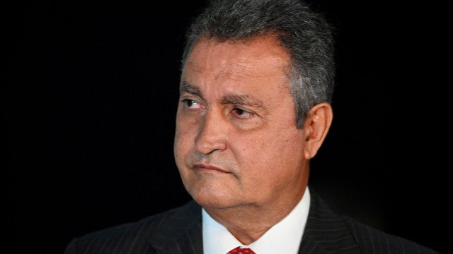 Governo precisa criar projetos simplificados para quem quer produzir no Brasil, diz Rui Costa