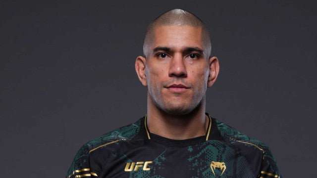 Poatan relembra batalha conta alcoolismo em trajetória rumo aos dois cinturões do UFC