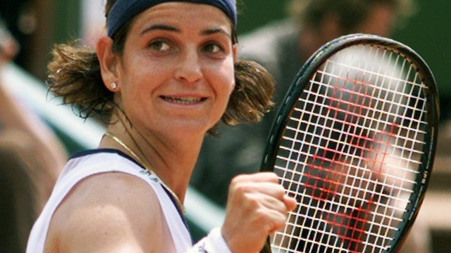 Ex-número 1 do mundo, tenista é condenada a dois anos de prisão