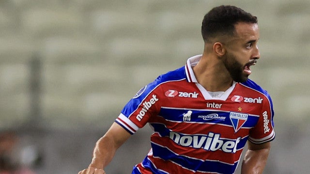 Caio Alexandre admite contatos de Palmeiras e Corinthians e elogia Bahia: ‘Projeto gigantesco’