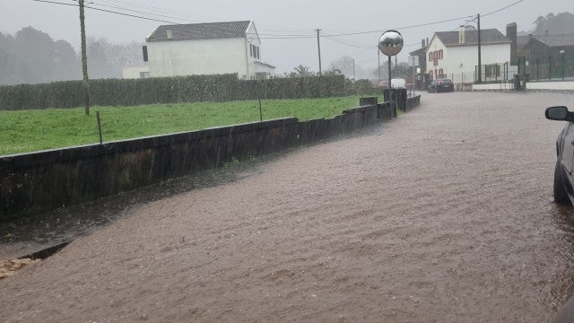 Região portuguesa dos Açores é atingida por fortes chuvas e inundações