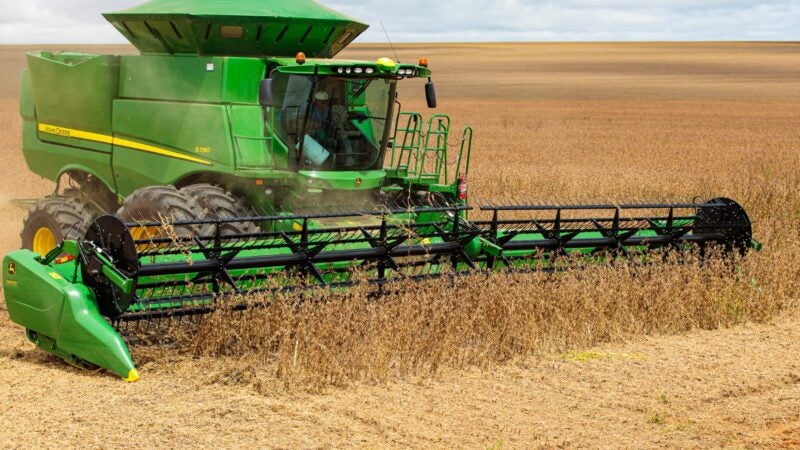 Produtores de soja de MT devem atualizar cadastro de propriedades no Indea