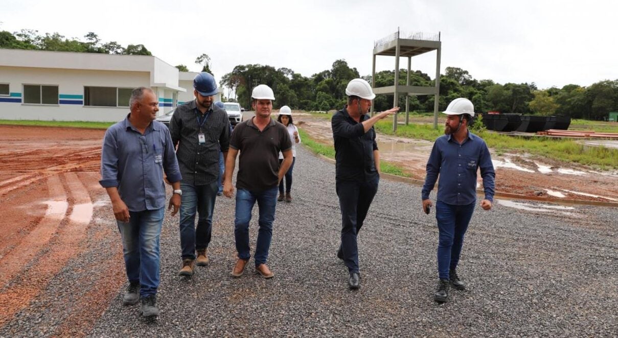 Sorriso: prefeito e secretário vistoriam estação de tratamento de esgoto