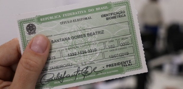 Eleitor tem quatro meses para regularizar título e votar em outubro