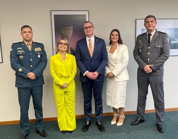 Procuradoria da Mulher da AL firma acordo no STF para permitir andamento de concursos da Polícia Militar e Corpo de Bombeiros com cota feminina