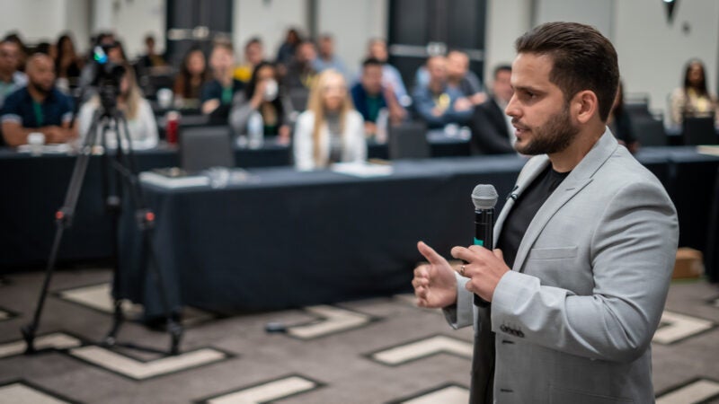 Evento em Orlando destaca oportunidades para brasileiros no mercado imobiliário americano