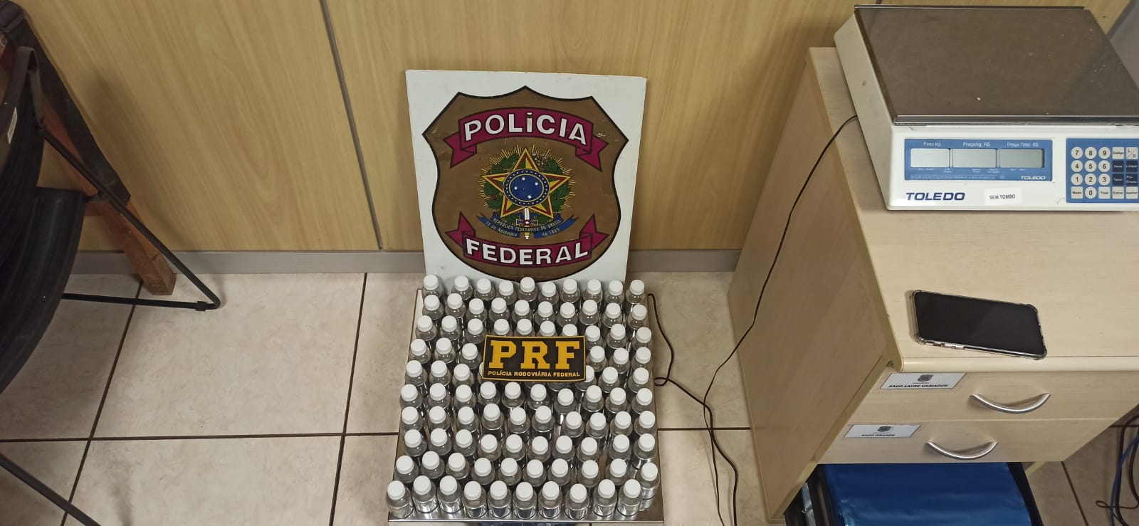 PRF Apreende  100 kg de mercúrio em Pontes e Lacerda