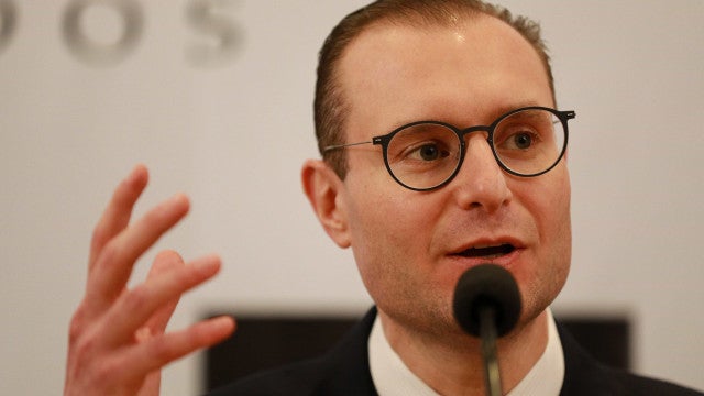 Zanin suspende decretos que dispensavam comprovante de vacinação de crianças em SC