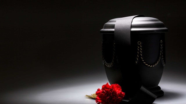 Restos mortais são encontrados em casa de ex-dono de funerária