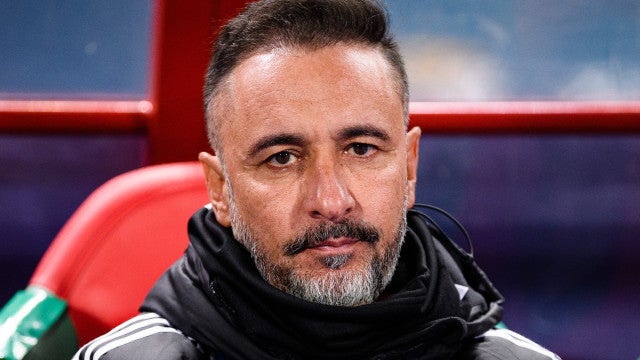 Fausto Vera e Vítor Pereira: processos contra o Corinthians correm na Fifa e na Justiça