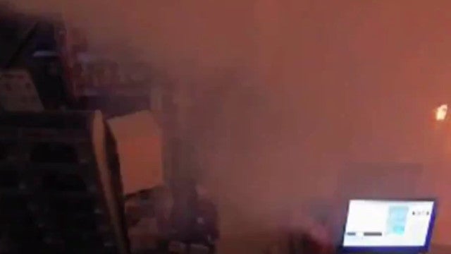 Caixa eletrônico explode na cara de um assaltante; veja