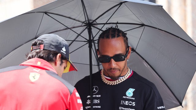 ‘Bomba’ prestes a cair na F1: Lewis Hamilton vai para a Ferrari