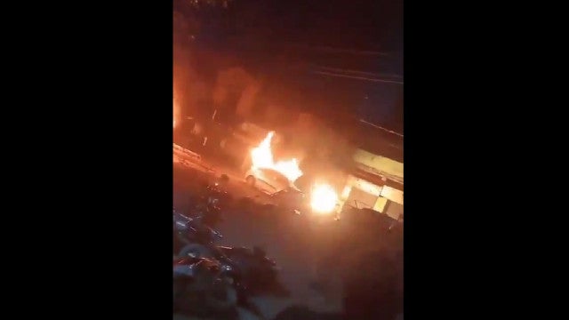 Pelo menos 4 mortos em motins após demolição de mesquita na Índia