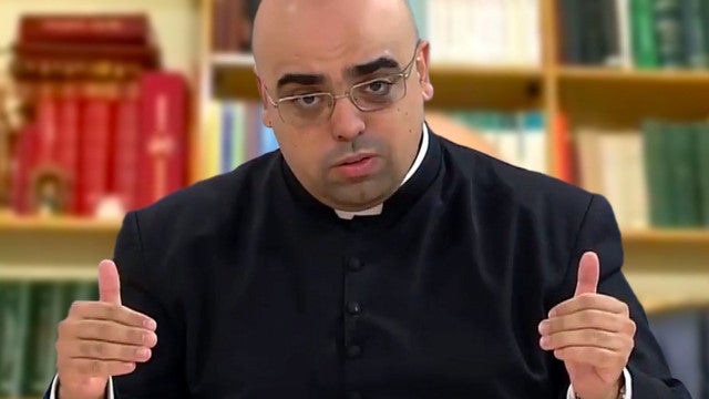 Padre de Osasco pede pix para comprar equipamentos após busca e apreensão da PF