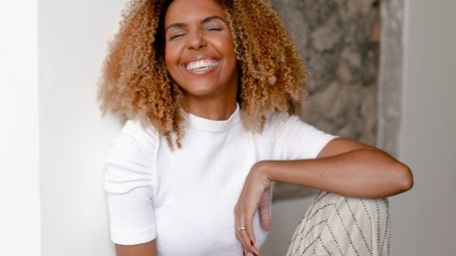 Ex-jornalista da Globo baleada no Carnaval recebe alta