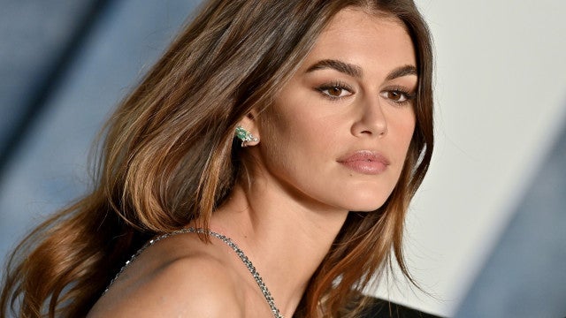 Conheça Kaia Gerber, filha de Cindy Crawford que desfila desde os 16 anos
