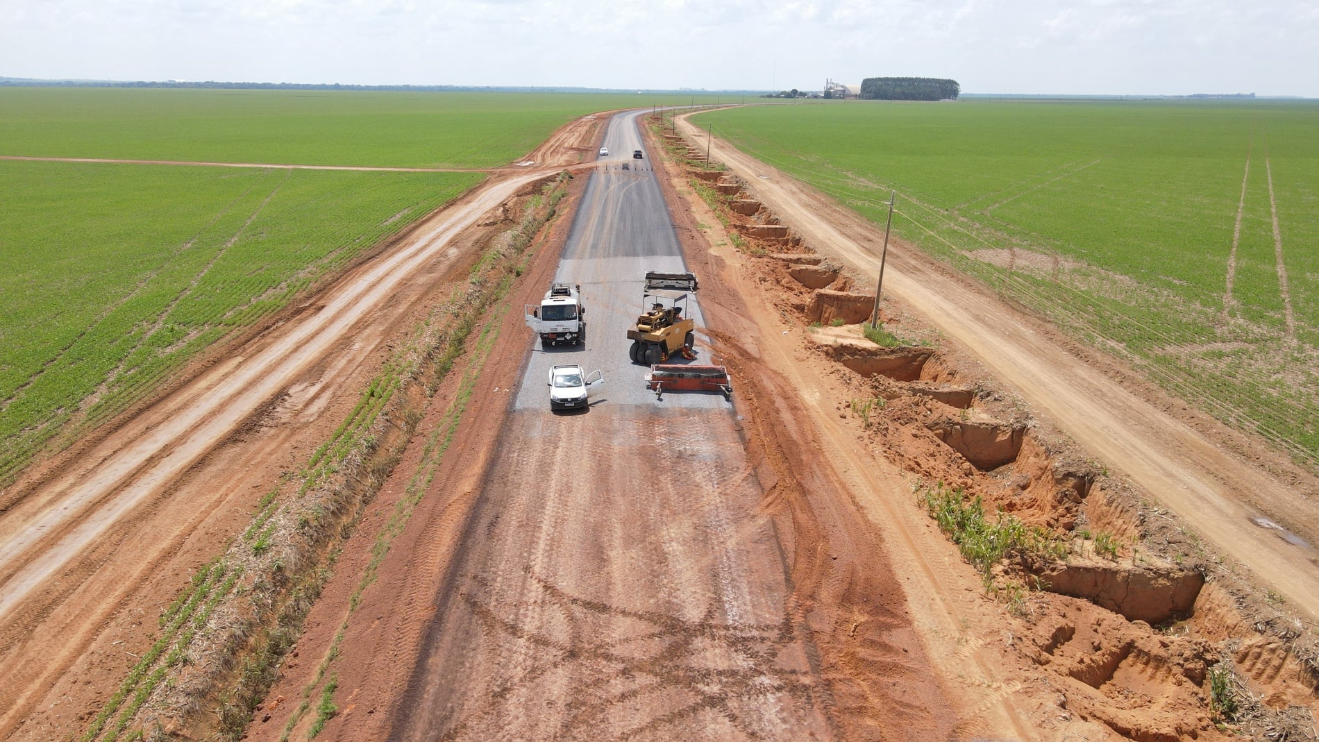 Obras de pavimentação da estrada da Baiana entre Lucas do Rio Verde e Tapurah serão retomadas nesta sexta