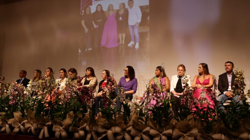 Teatro Zulmira Canavarros recebe encontro de vereadores de Mato Grosso