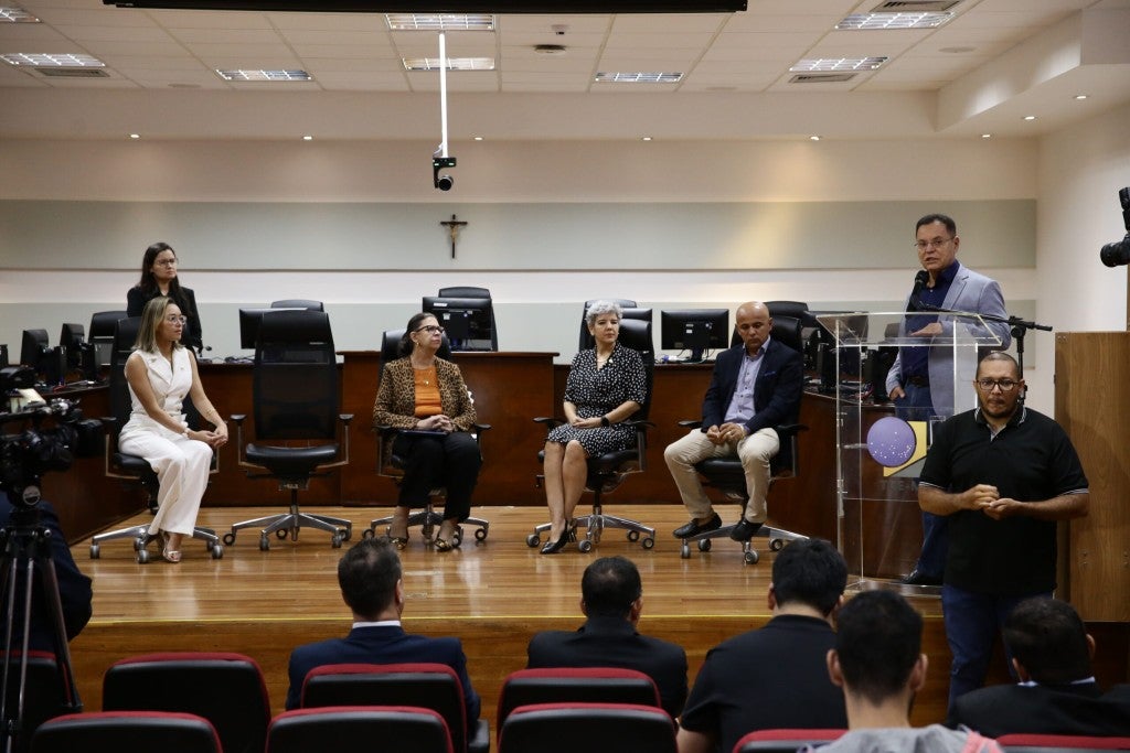 Presidente assina acordo e ALMT terá posto do TRE para atendimento aos cidadãos