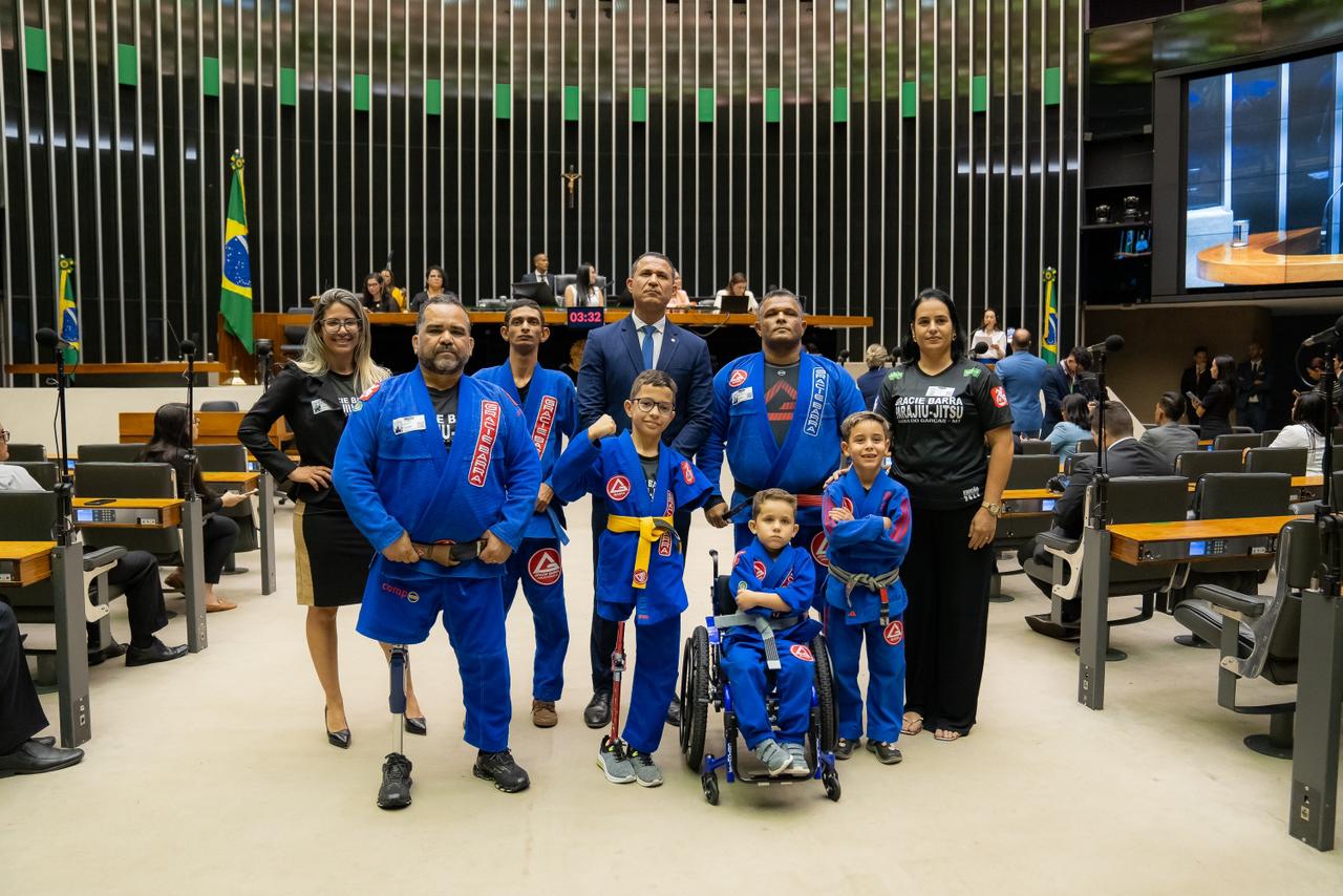 Coronel Assis recebe paratletas de jiu-jítsu de MT na Câmara Federal