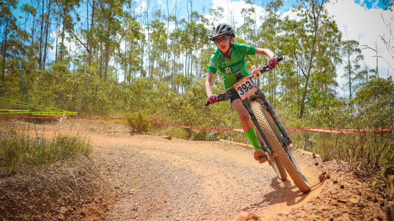 Lívia Pellizzari é campeã da primeira etapa do Circuito Internacional de Mountain Bike