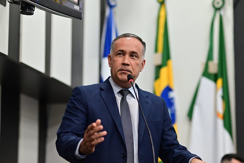 Luis Claudio se despede da Câmara com retorno de titular: “Gratidão”