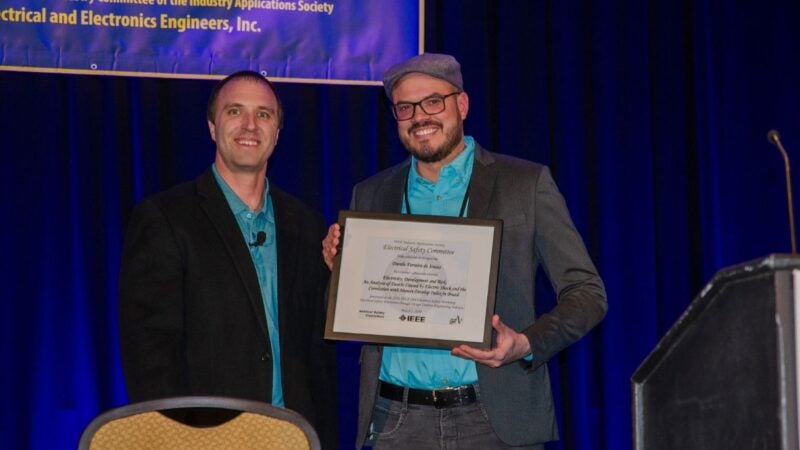 Professor da UFMT recebe grau de reconhecimento em congresso nos Estados Unidos