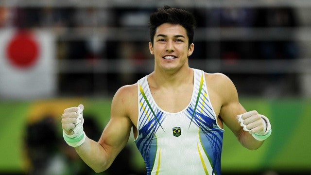 Arthur Nory é prata na barra fixa da Copa do Mundo de Baku