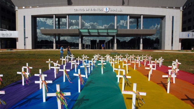 70% dos brasileiros afirmam que há homofobia no país, diz pesquisa