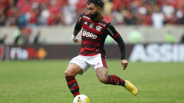 Flamengo mantém contrato de Gabigol, articula defesa e espera tribunal
