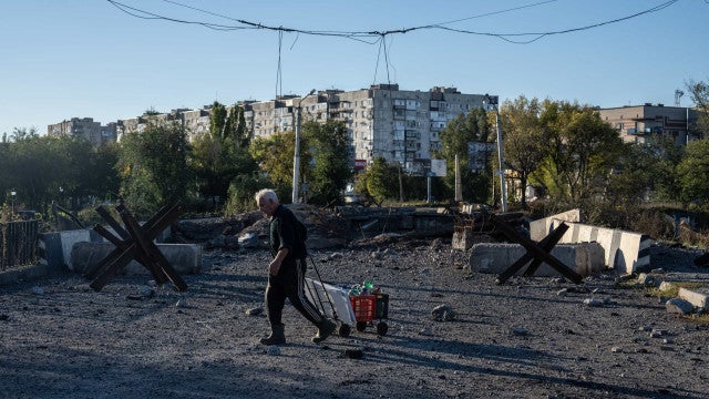 Rússia faz mega-ataque na Ucrânia e diz estar em guerra pela 1ª vez