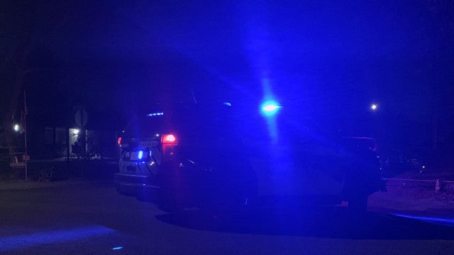 Menino de 11 anos morre esfaqueado ao tentar defender mãe grávida