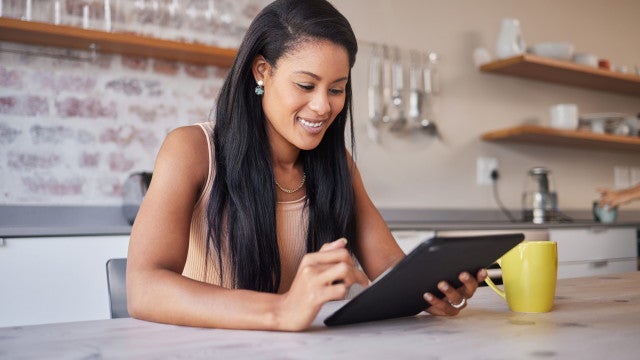 Vaga de emprego pede "experiência com relacionamento abusivo" e viraliza