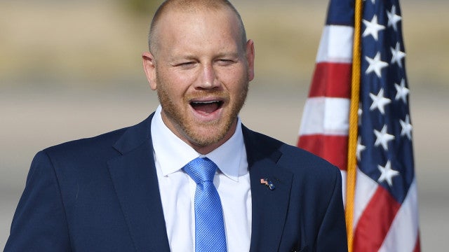 Ex-astro da luta livre é detido por assassinato em hotel de luxo