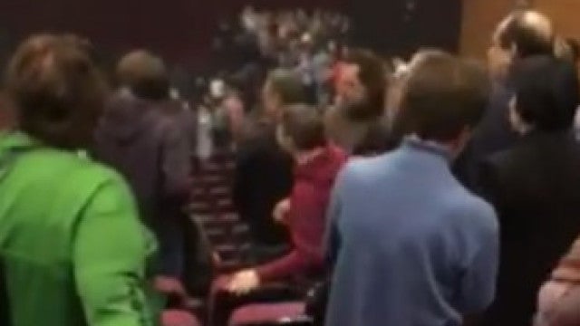 Vídeo mostra como se iniciou o atentado em Moscou