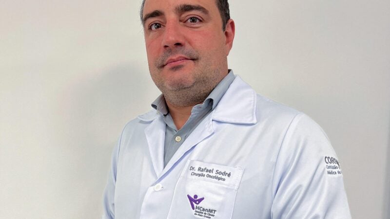 Entenda o porquê do número de casos de câncer de mama em mulheres jovens está aumentando